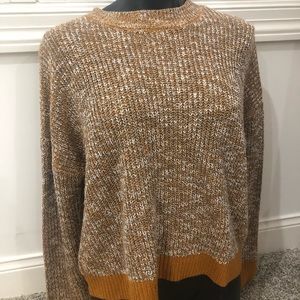 Daytrip Crew Tulip Back Sweater